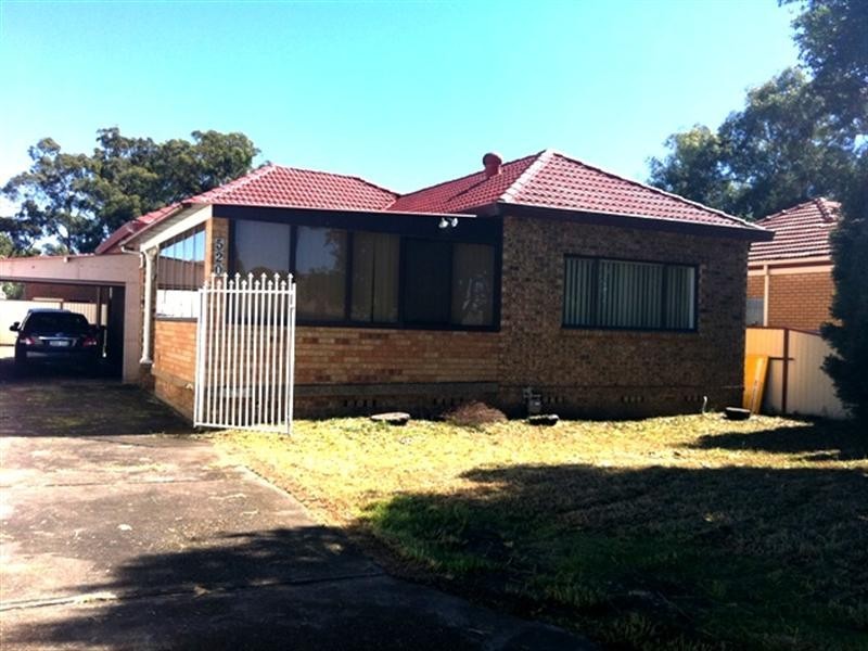 520 Smithfield Road, Greenfield Park NSW 2176