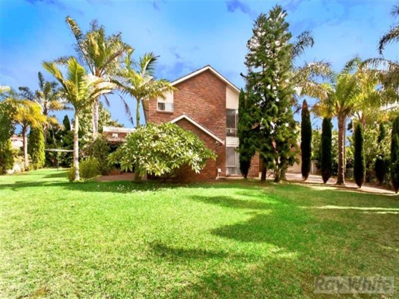 33 Mariner Crescent, Abbotsbury NSW 2176