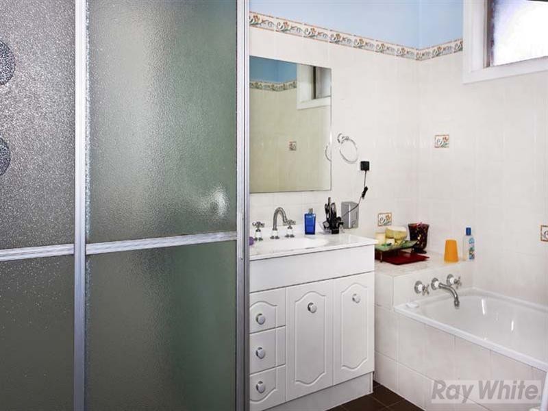 5 Giles Place, Cabramatta NSW 2166