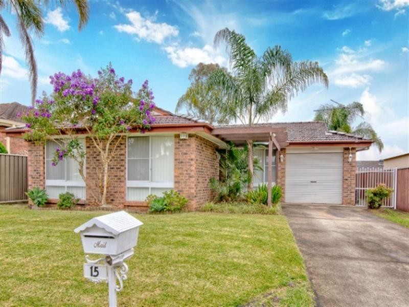 15 Mariani Close, Bossley Park NSW 2176