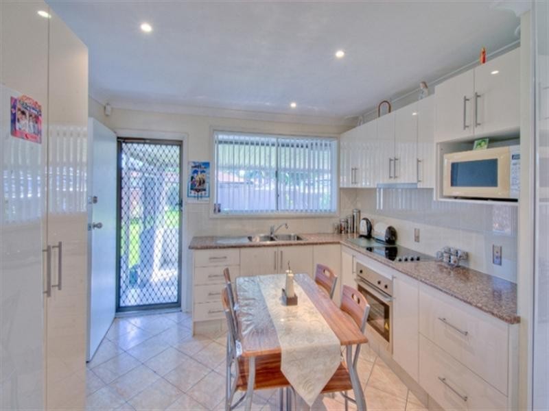 3 Lomond Street, Wakeley NSW 2176