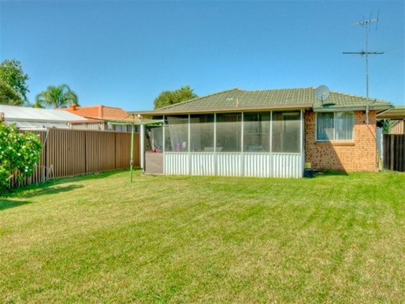 3 Lomond Street, Wakeley NSW 2176