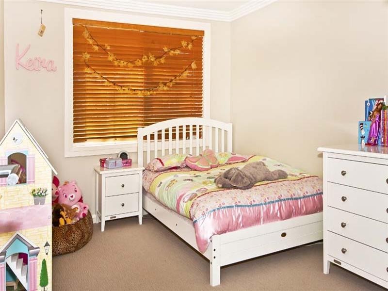 7 Driscoll Street, Abbotsbury NSW 2176