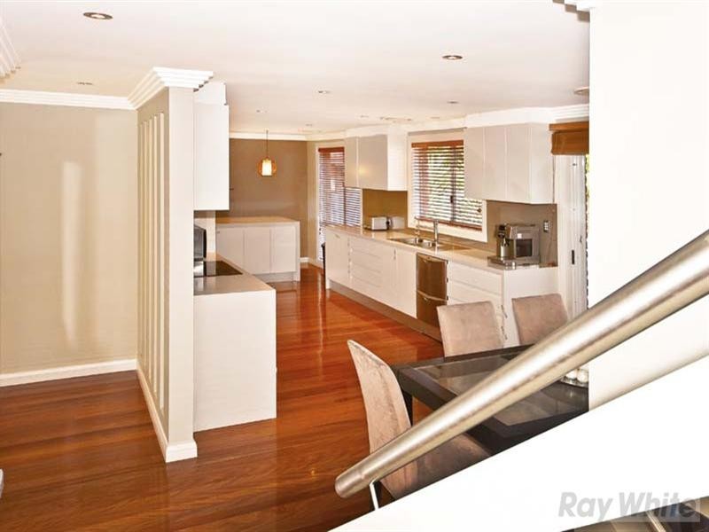 7 Driscoll Street, Abbotsbury NSW 2176