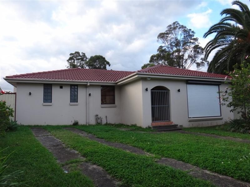 10 Marble Street, Bossley Park NSW 2176