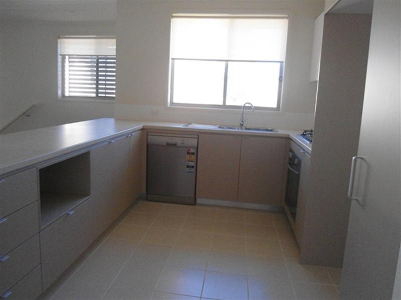 1/21 Cronin Place, Bonnyrigg NSW 2177