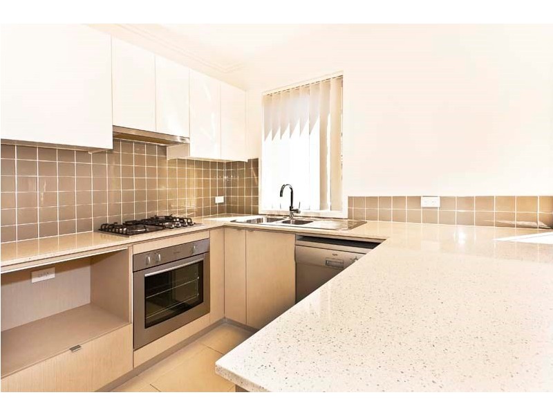 3 Reeves Crescent, Bonnyrigg NSW 2177