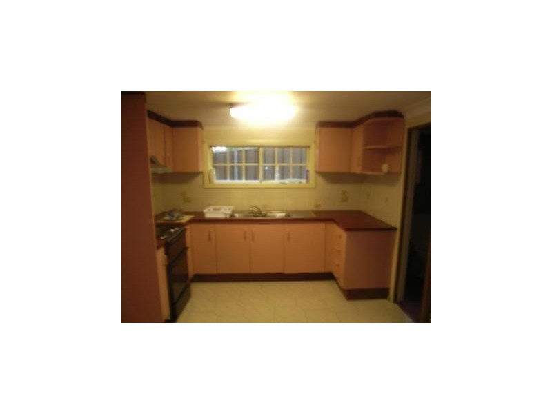 3/2 Lewers Close, Abbotsbury NSW 2176