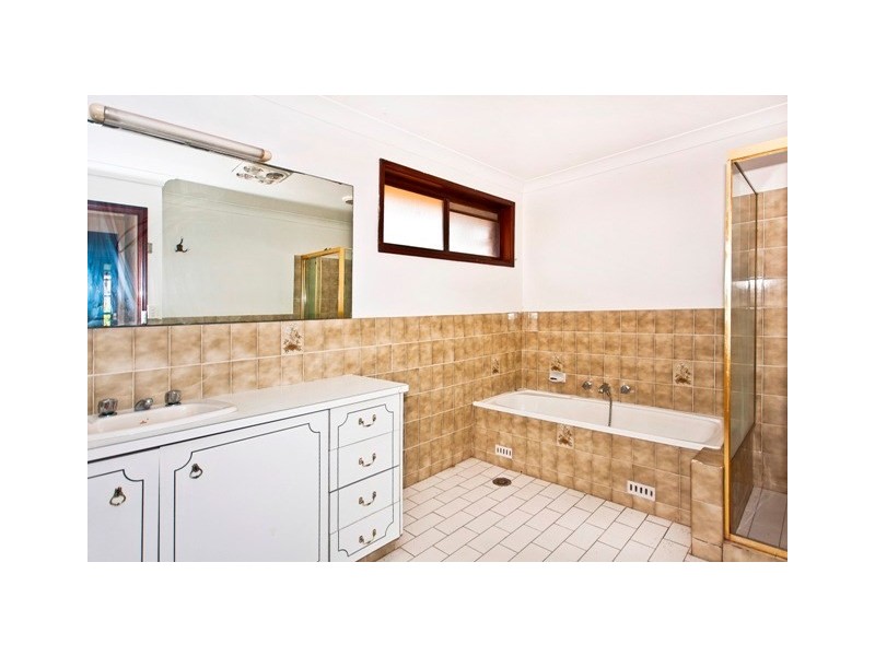 13 Ben Lomond Street, Bossley Park NSW 2176