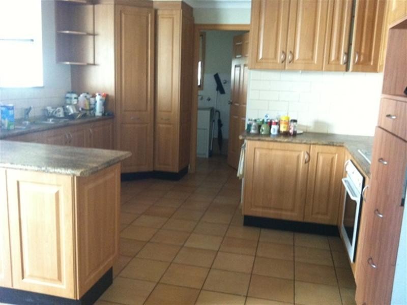 10 Gambier Street, Bossley Park NSW 2176