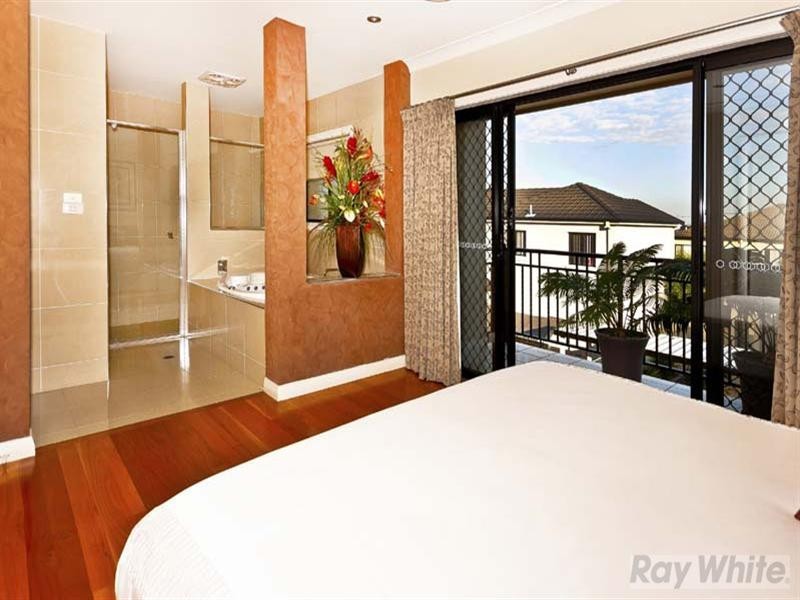 6a Richmond Crescent, Cecil Hills NSW 2171