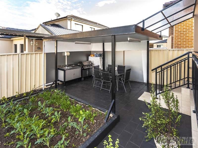 6a Richmond Crescent, Cecil Hills NSW 2171