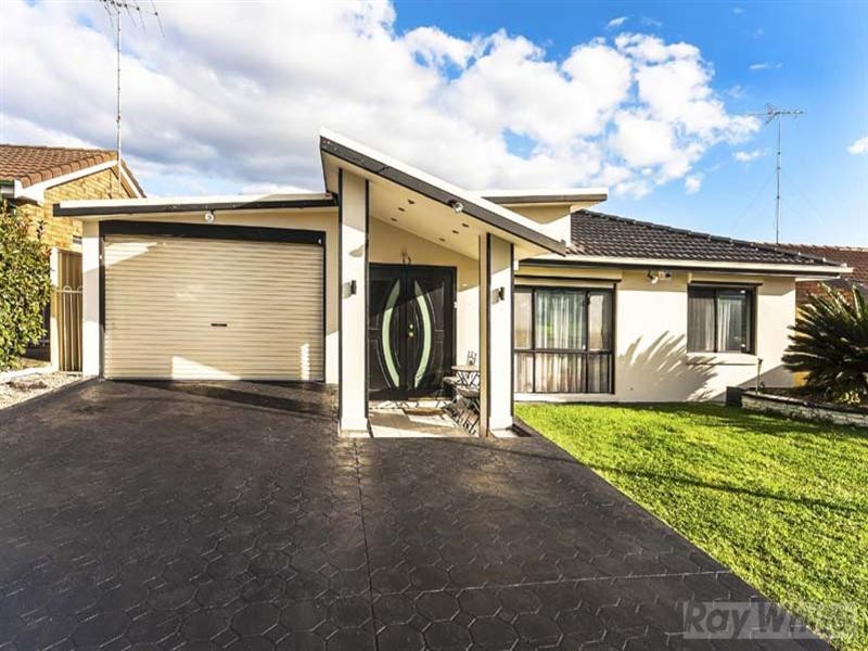141 Bossley Road, Bossley Park NSW 2176