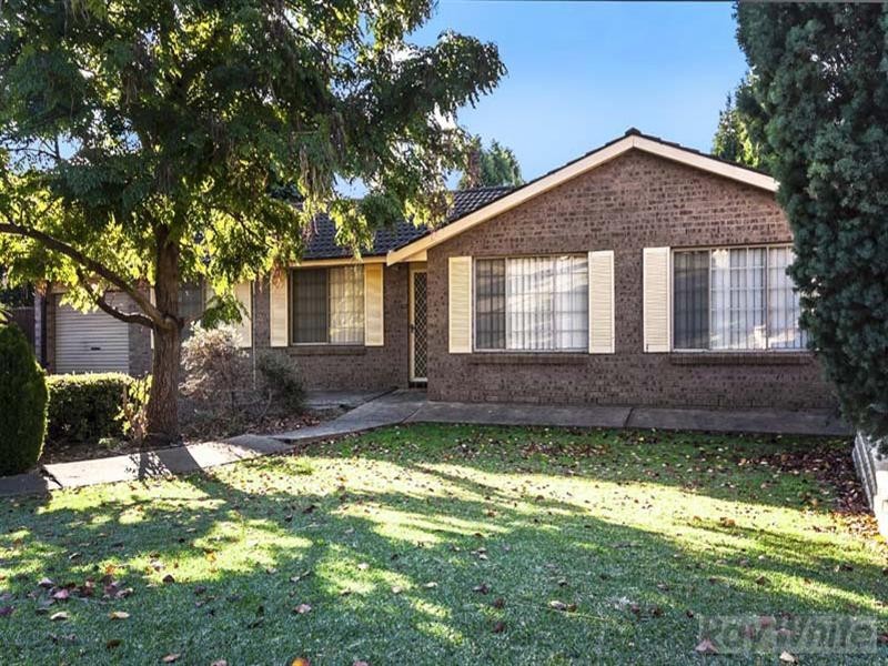 11 Timothy Place, Edensor Park NSW 2176