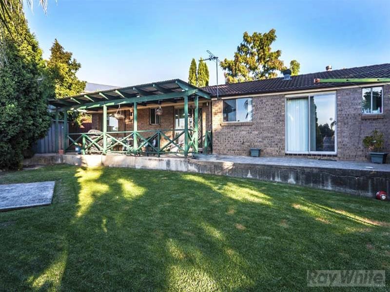 11 Timothy Place, Edensor Park NSW 2176