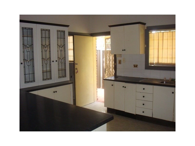 2B Lewers Close, Abbotsbury NSW 2176