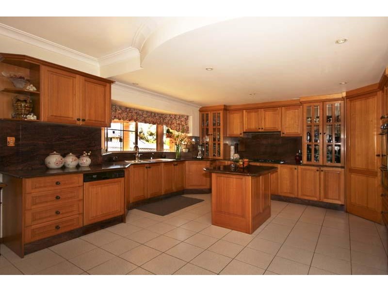 14 Mariner Cresent, Abbotsbury NSW 2176