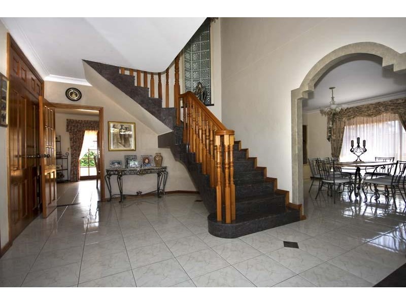 14 Mariner Cresent, Abbotsbury NSW 2176