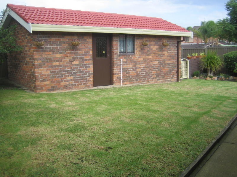 16 Kiandra Place, Wakeley NSW 2176