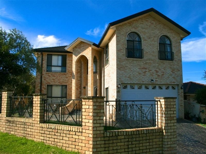 12 Crondall Street, Bonnyrigg Heights NSW 2177