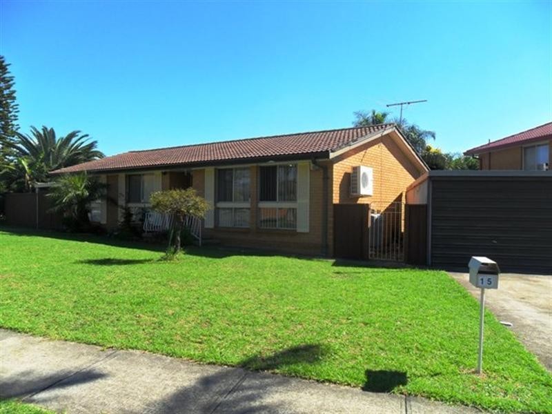 15 Longfellow Street, Wetherill Park NSW 2164
