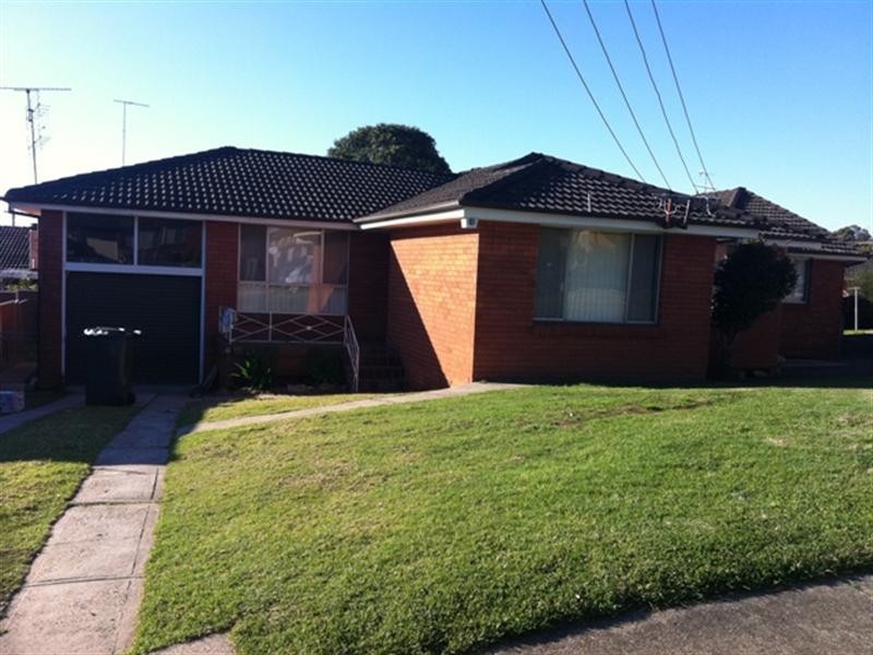 11 Casino Road, Greystanes NSW 2145