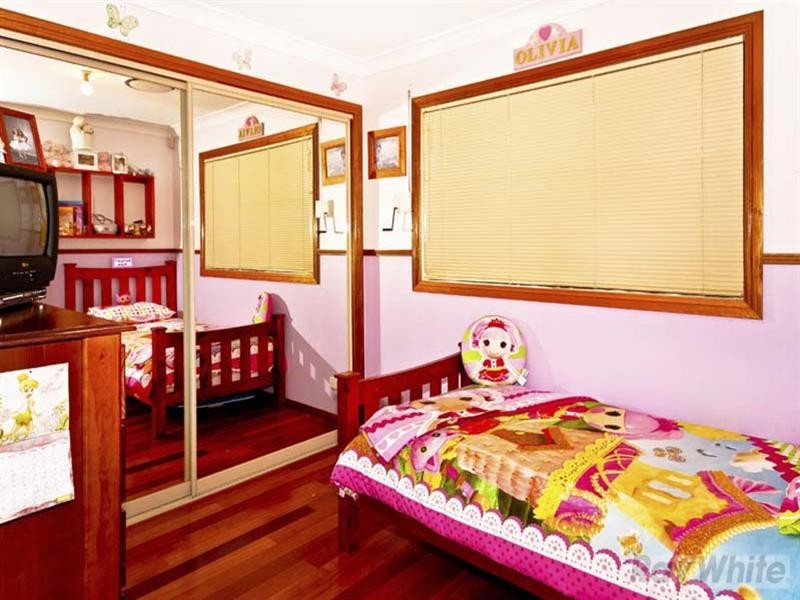 4 Yeats Street, Wetherill Park NSW 2164