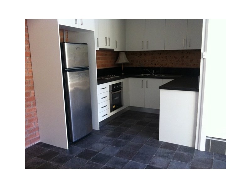 8/2 Lewers Close, Abbotsbury NSW 2176