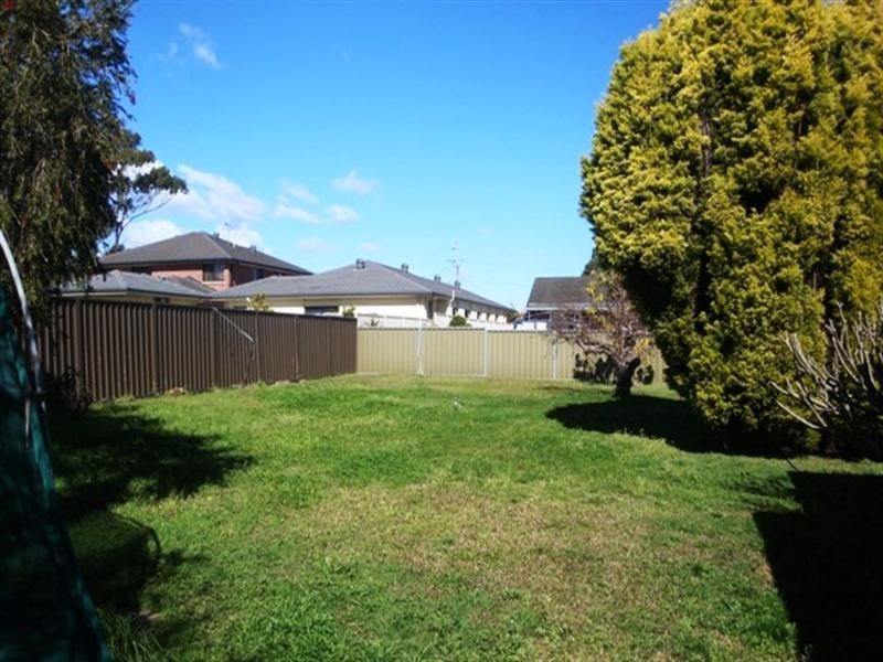 183 Neville Street, Smithfield NSW 2164