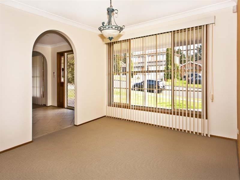 42 Darling Street, Abbotsbury NSW 2176
