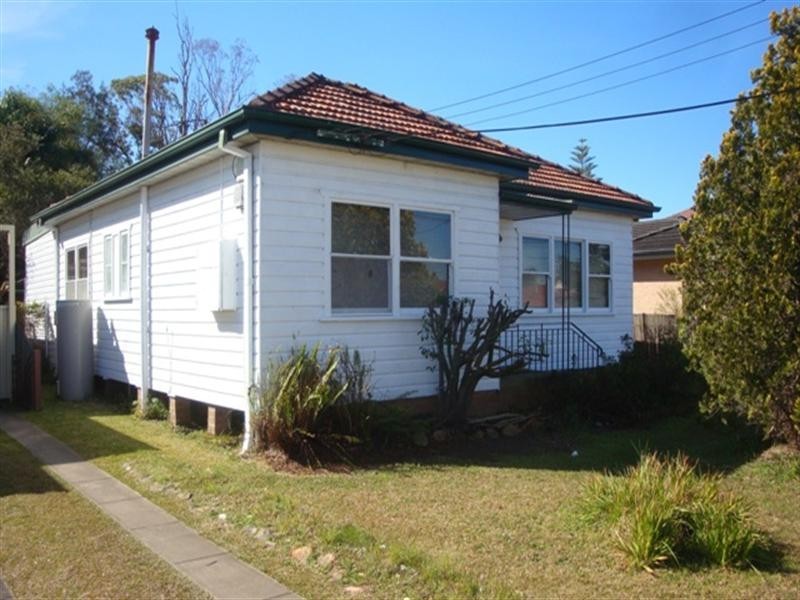10 Joyce Street, Fairfield NSW 2165