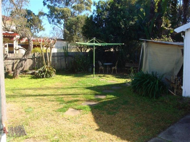 10 Joyce Street, Fairfield NSW 2165