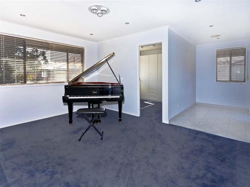 183 Prairie Vale Road, Bossley Park NSW 2176