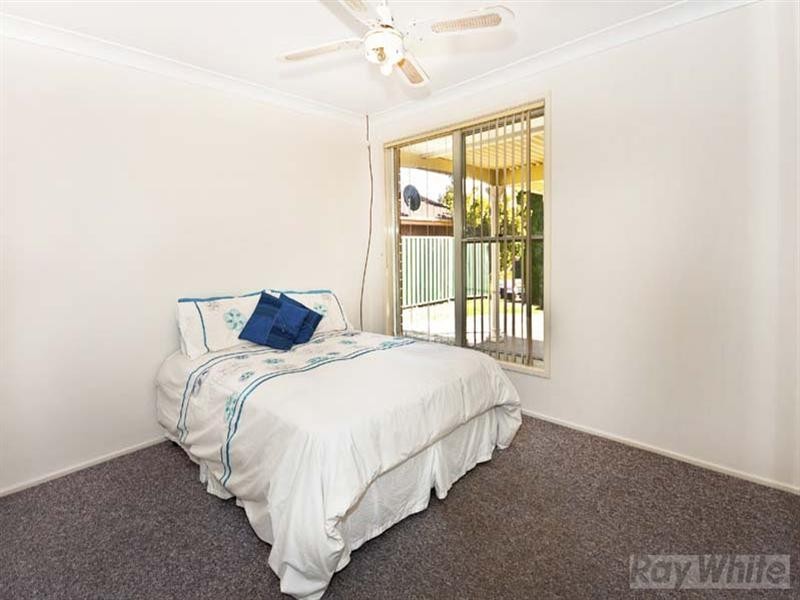 15 Wallaby Close, Bossley Park NSW 2176