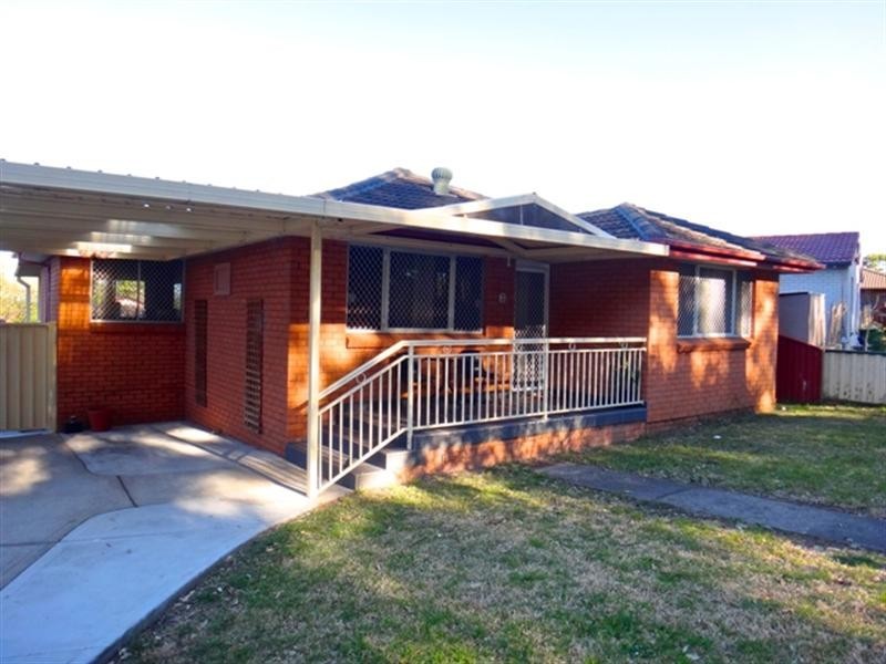 3 Maugham Crescent, Wetherill Park NSW 2164