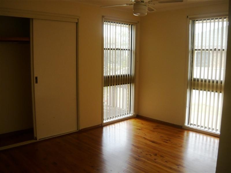 21 Morna Street, Greenfield Park NSW 2176