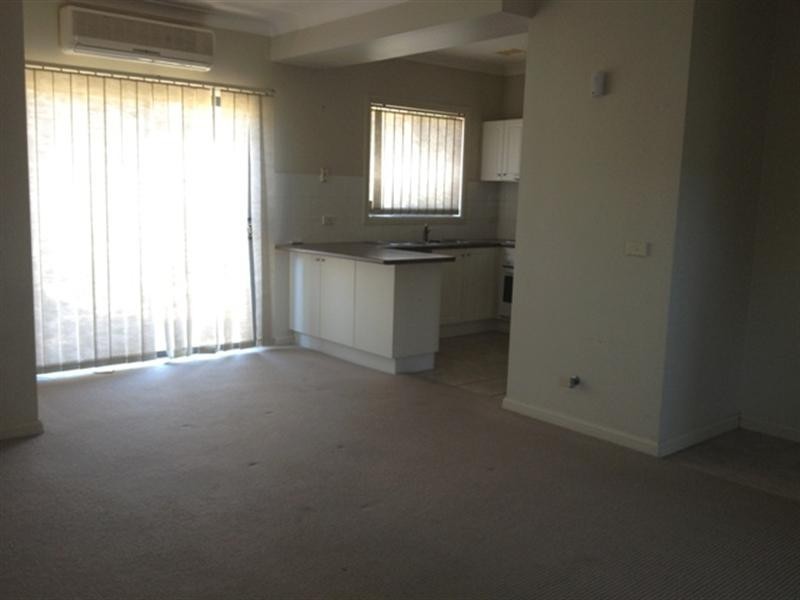 46 Marconi Road, Bossley Park NSW 2176