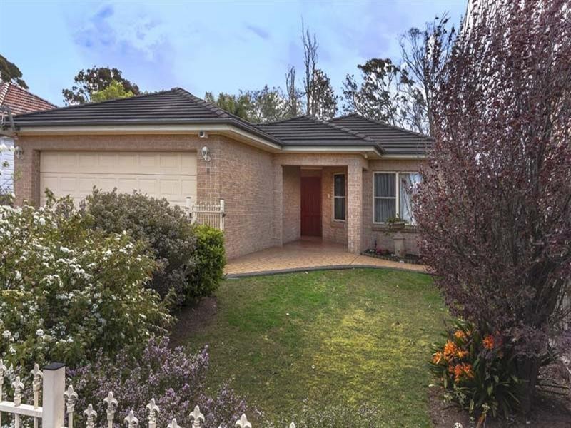 8 Joyce Street, Fairfield NSW 2165