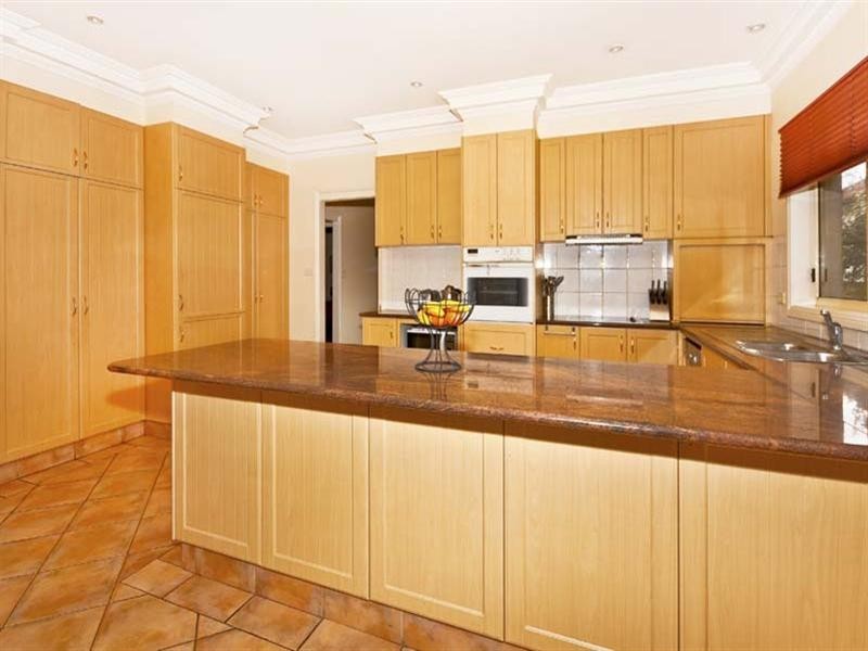 8 Joyce Street, Fairfield NSW 2165