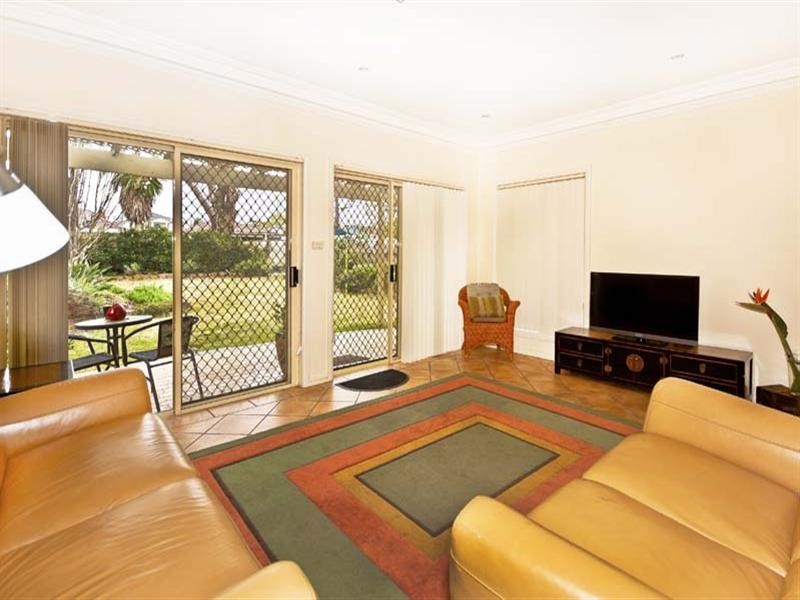 8 Joyce Street, Fairfield NSW 2165