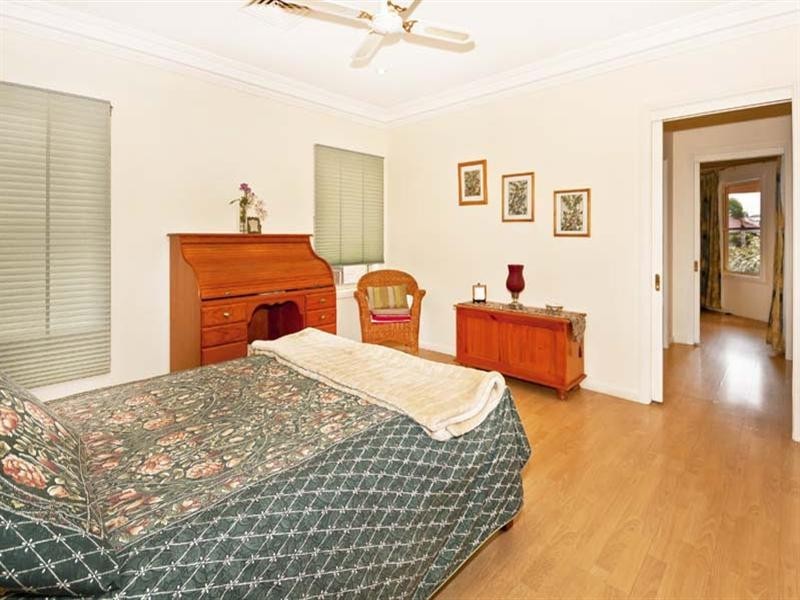 8 Joyce Street, Fairfield NSW 2165