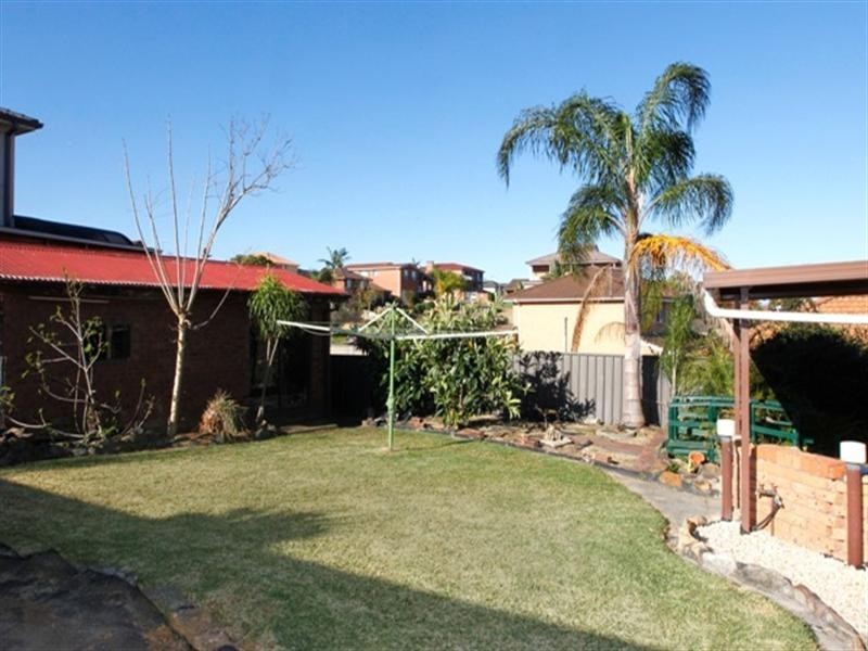39 Restwell Road, Bossley Park NSW 2176