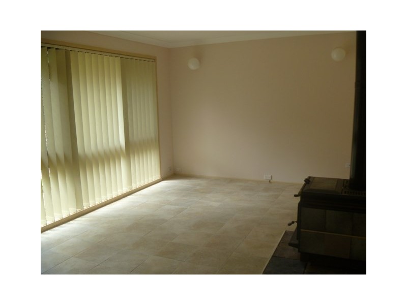 64 Glen Elgin Crescent, Edensor Park NSW 2176