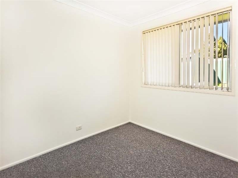 15 Wallaby Close, Bossley Park NSW 2176