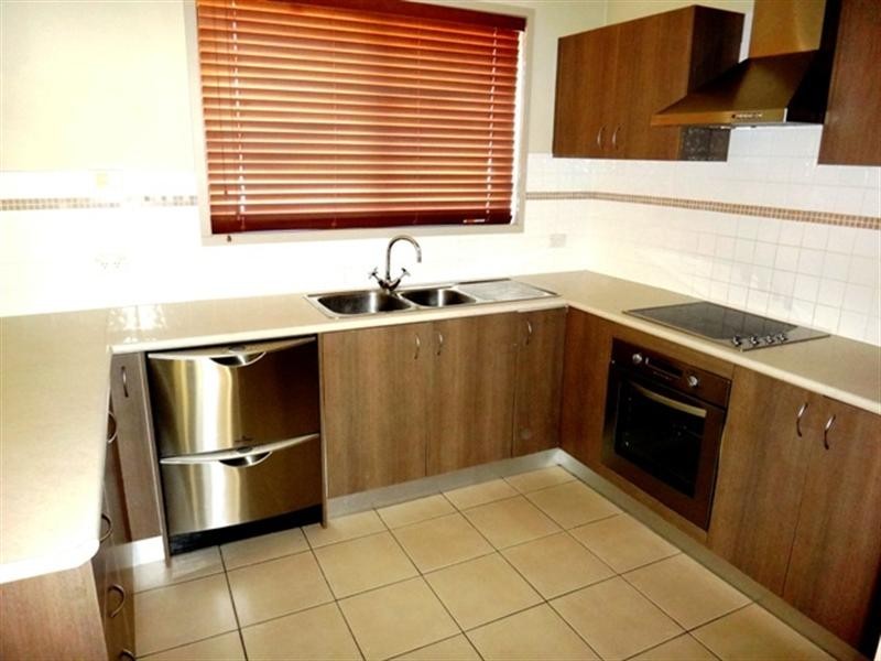 1 Maugham Crescent, Wetherill Park NSW 2164