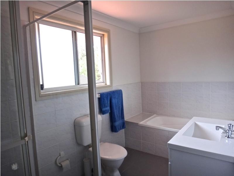 2/59-61 Devenish Street, Greenfield Park NSW 2176