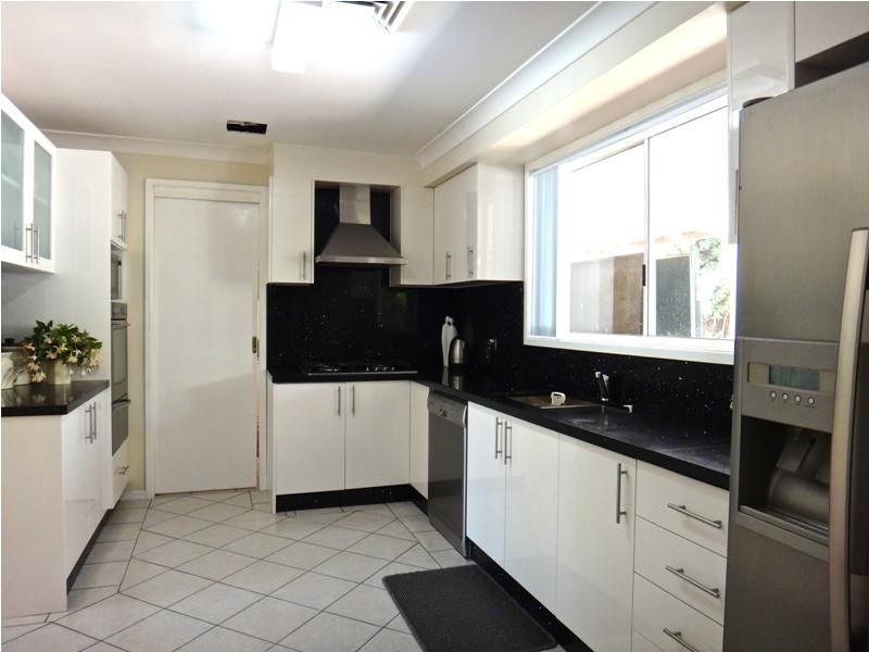 68 Begovich Crescent, Abbotsbury NSW 2176