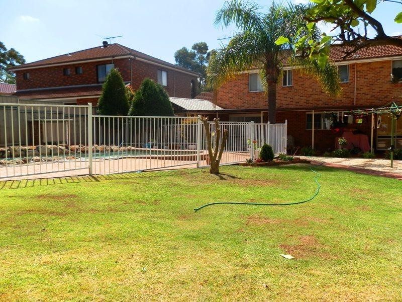 68 Begovich Crescent, Abbotsbury NSW 2176