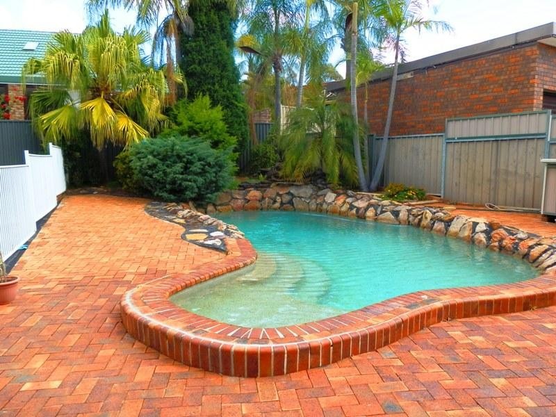 68 Begovich Crescent, Abbotsbury NSW 2176