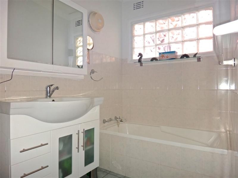 7 Edward Place, Canley Heights NSW 2166